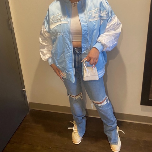 ZARA high waisted light denim jeans with slits - Picture 1 of 2